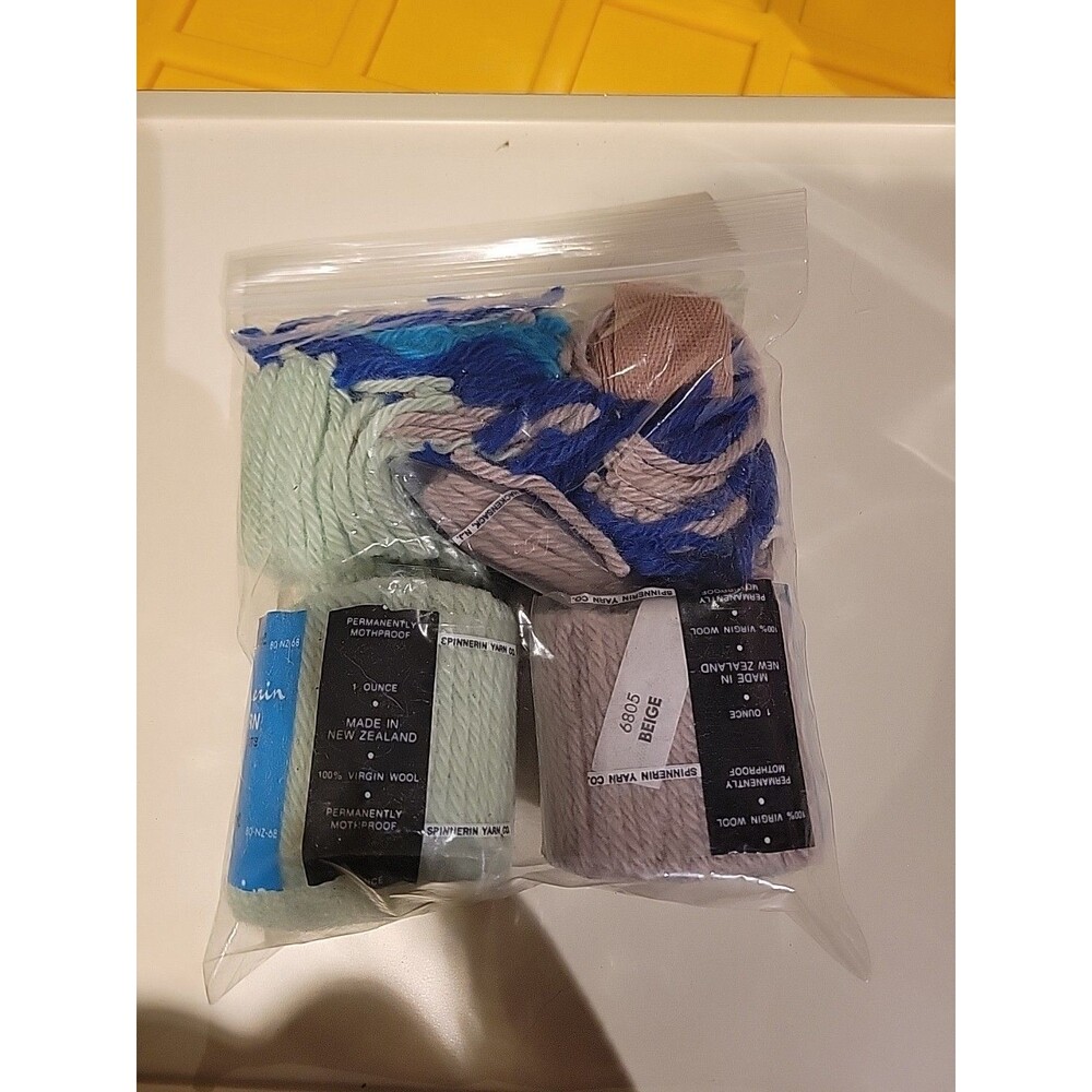 Virgin Wool Spinnerin Latch Hook Pre Cut Yarn Lot Of 2 Skeins+ Beige Light Green